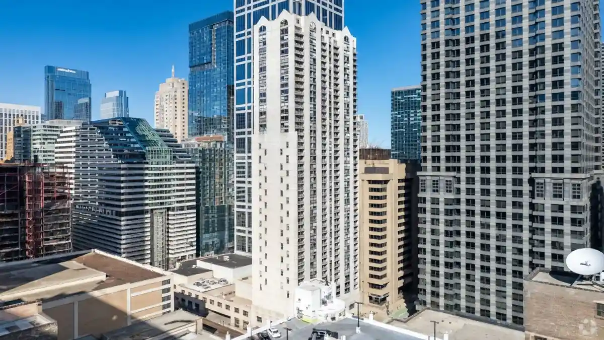 200 n dearborn street chicago il