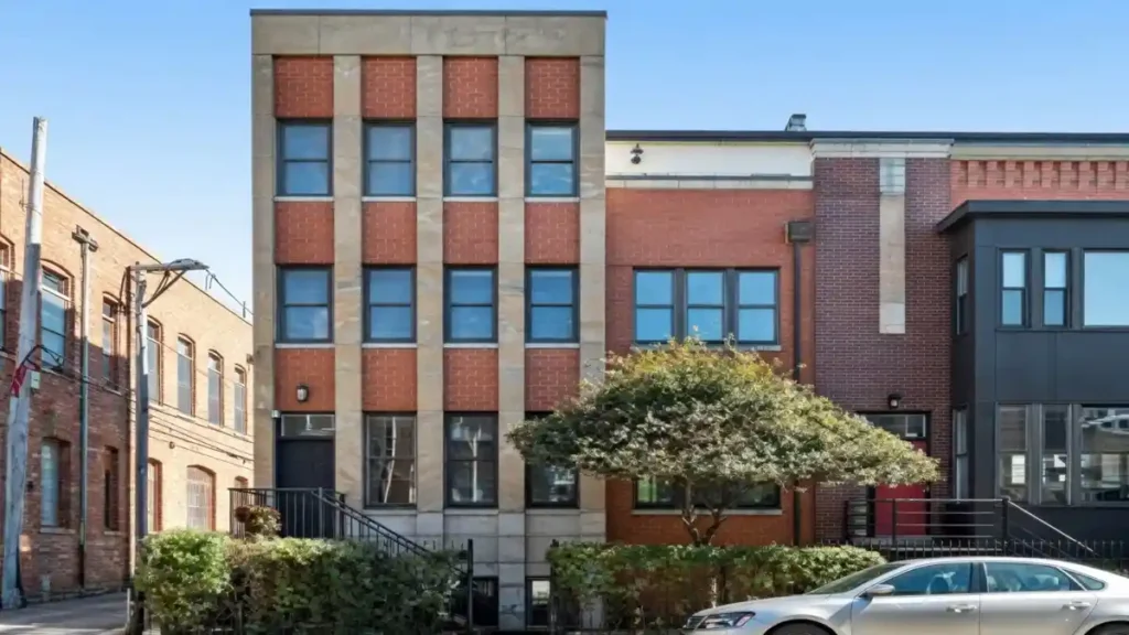 homes for sale in lincoln park